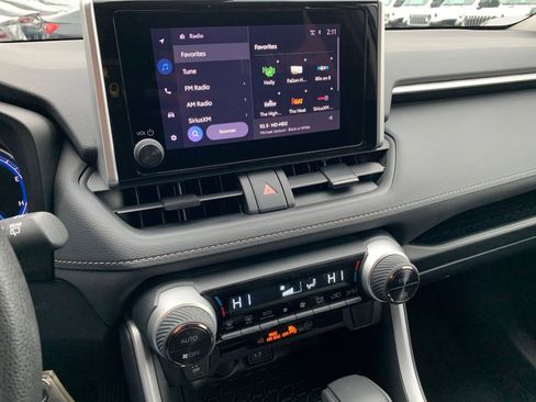 Used 2025 Toyota RAV4 LE image 18