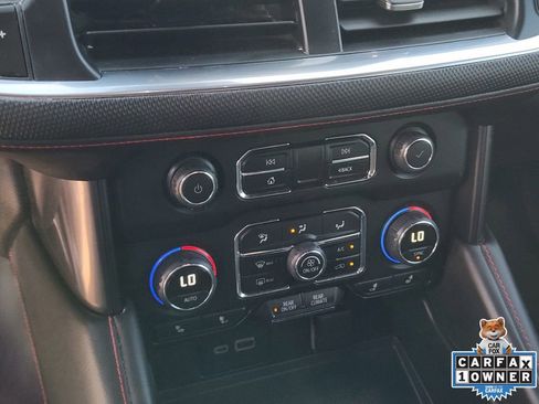 Used 2024 Chevrolet Suburban RST w/ Luxury Package image 24