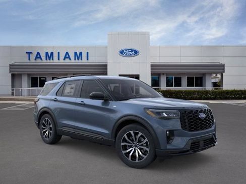 New 2026 Ford Explorer ST-Line RWD image 7