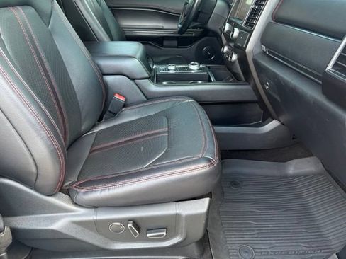 Used 2020 Ford Expedition Limited w/ Equipment Group 303A AWD/4WD image 22