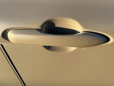 Used 2025 Toyota Camry XLE image 49