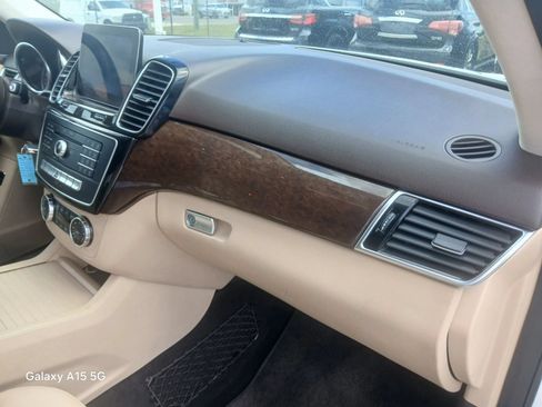 Used 2018 Mercedes-Benz GLE 350 4MATIC image 17