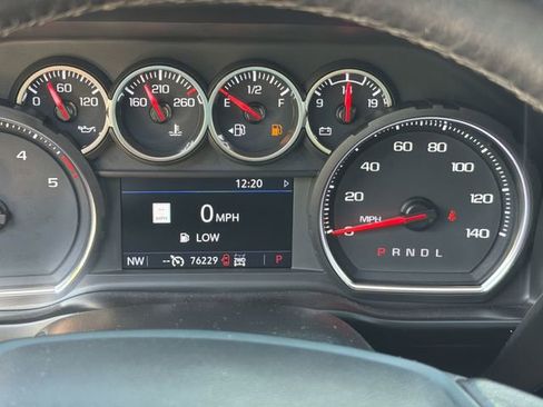 Used 2021 Chevrolet Silverado 2500 LTZ w/ LTZ Convenience Package image 23