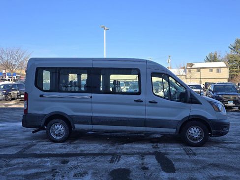 Used 2023 Ford Transit 350 XL image 2