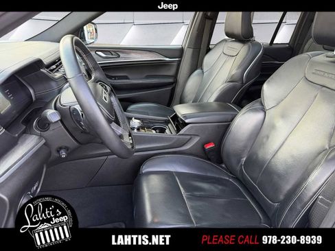 Certified 2023 Jeep Grand Cherokee Overland w/ Adv Protech Group III image 7