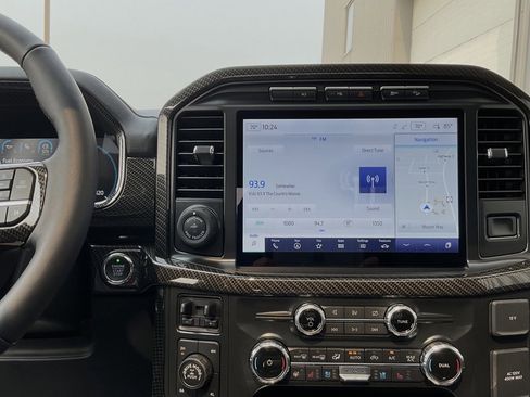 Used 2022 Ford F150 Lariat w/ Equipment Group 502A High image 13