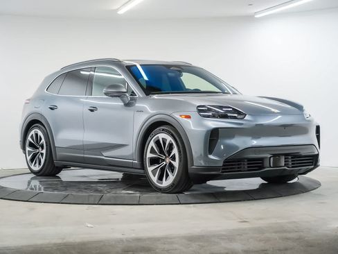 Used 2026 Porsche Cayenne Electric AWD/4WD image 7