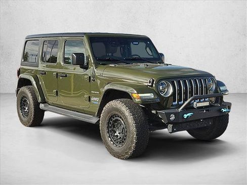 Used 2021 Jeep Wrangler Unlimited Sahara w/ Cold Weather Group AWD/4WD image 3