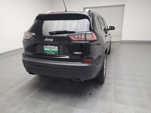 Used 2019 Jeep Cherokee Latitude w/ Popular Appearance Group image 7