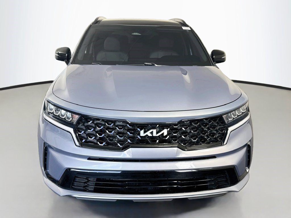 Used 2023 Kia Sorento S w/ Panoramic Sunroof Package FWD image 2