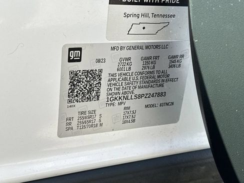 Used 2023 GMC Acadia AT4 w/ Preferred Package AWD/4WD image 30