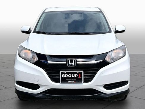 Used 2018 Honda HR-V LX image 4