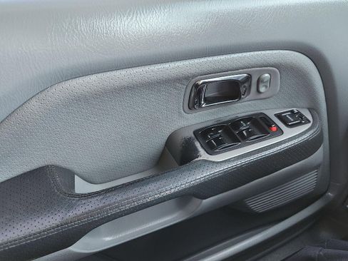 Used 2004 Honda Pilot EX image 15