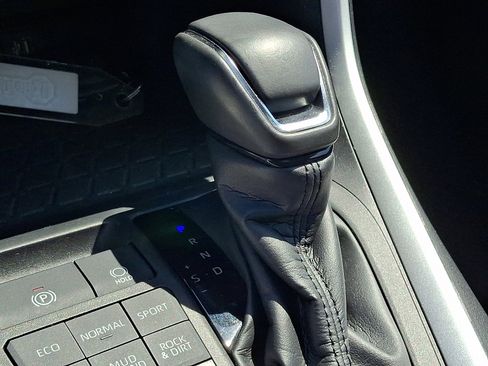 Certified 2023 Toyota RAV4 XLE Premium AWD/4WD image 16