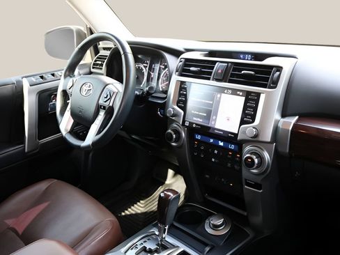 Used 2022 Toyota 4Runner Limited AWD/4WD image 21