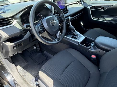 Certified 2024 Toyota RAV4 LE FWD image 25