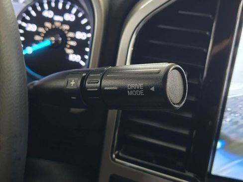 Used 2022 Ford F250 Lariat AWD/4WD image 23