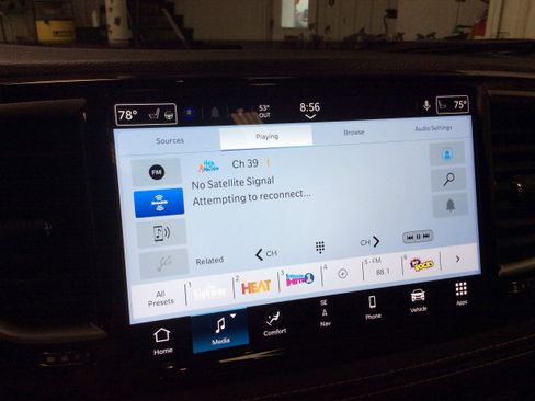 New 2026 Chrysler Pacifica Limited w/ S Appearance Package image 28