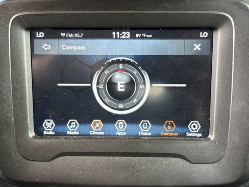 Used 2020 Jeep Renegade Sport FWD image 23