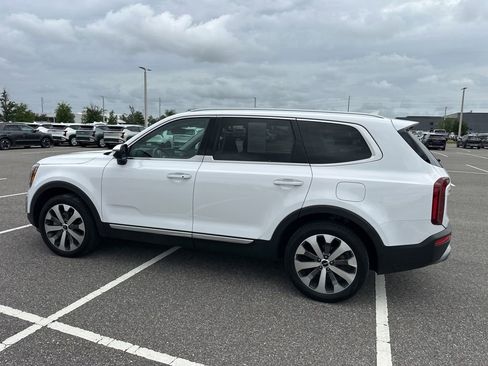 Used 2022 Kia Telluride S FWD image 10