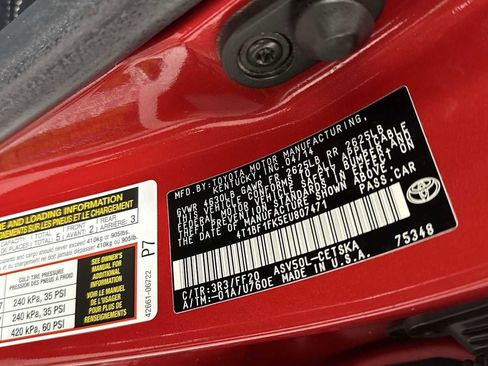 Used 2014 Toyota Camry SE image 11