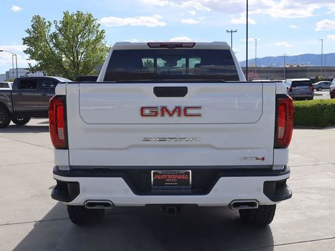 Used 2023 GMC Sierra 1500 AT4 w/ Technology Package image 5