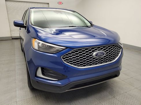 Used 2023 Ford Edge SEL image 14