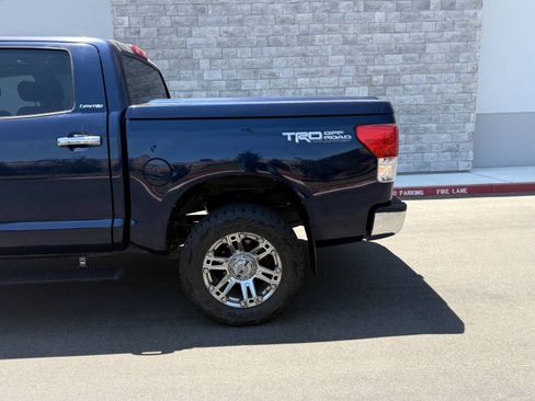 Used 2013 Toyota Tundra Limited w/ TRD Off-Road Pkg AWD/4WD image 5