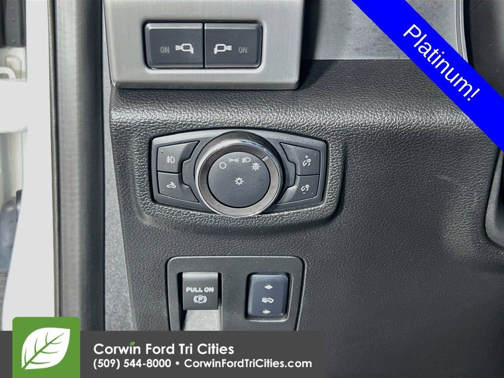 Used 2018 Ford F150 Platinum w/ Equipment Group 701A Luxury AWD/4WD image 18