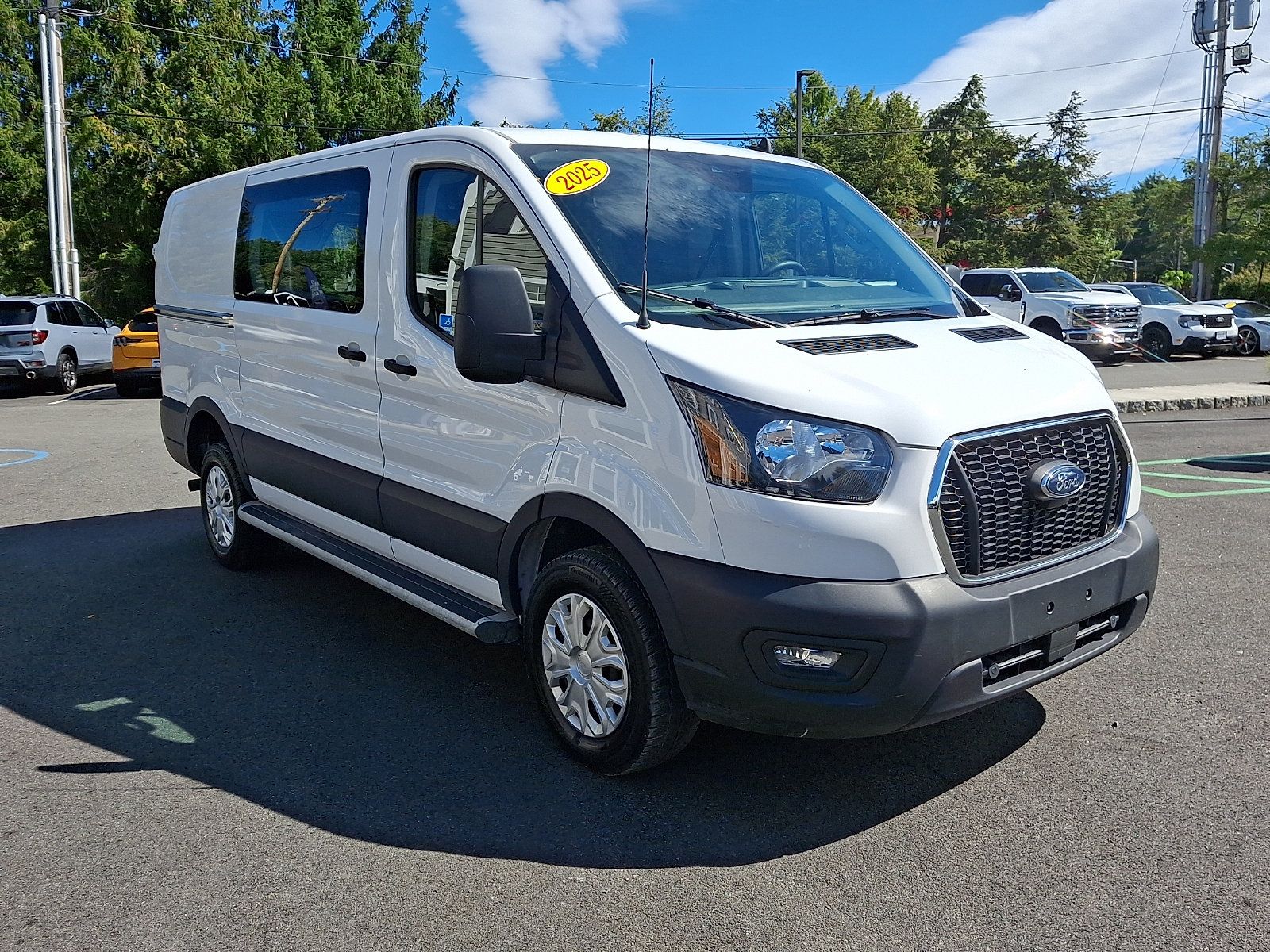 Used 2025 Ford Transit 250 Low Roof w/ Exterior Upgrade Package RWD image 3
