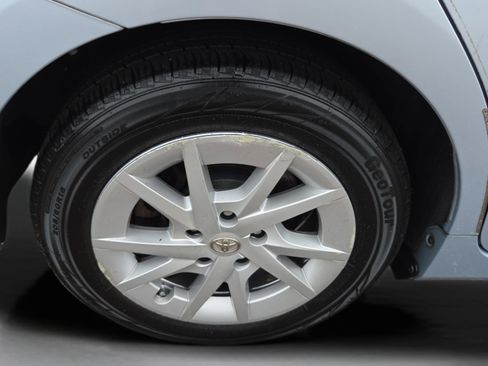 Used 2014 Toyota Prius V Three FWD image 34