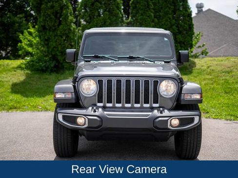 Used 2019 Jeep Wrangler Unlimited Sahara AWD/4WD image 2