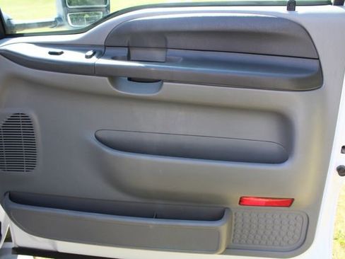 Used 2002 Ford F350 XLT image 28