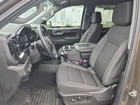 Certified 2023 Chevrolet Silverado 1500 LT AWD/4WD image 19