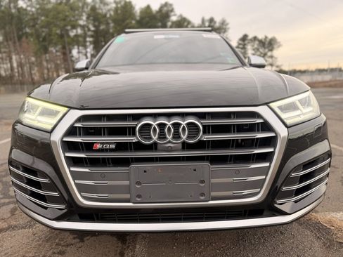 Used 2018 Audi SQ5 Prestige w/ Prestige Package image 8