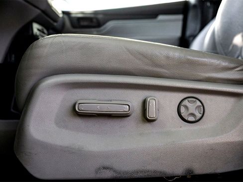 Used 2018 Honda Odyssey Touring image 12