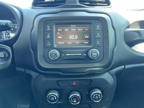 Used 2019 Jeep Renegade Sport AWD/4WD image 26