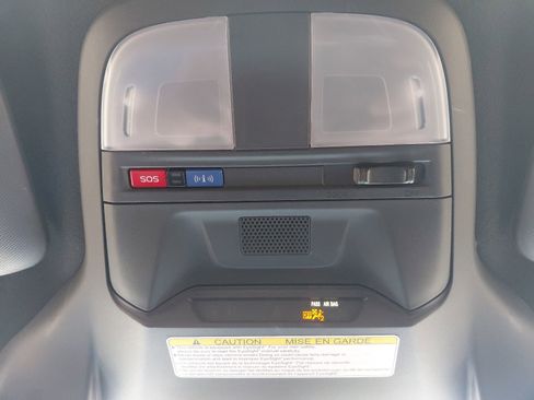 Certified 2022 Toyota GR86 RWD image 35