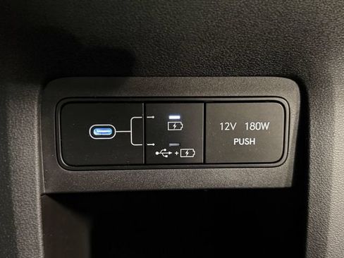 Used 2025 Hyundai Ioniq 5 Limited AWD/4WD image 37