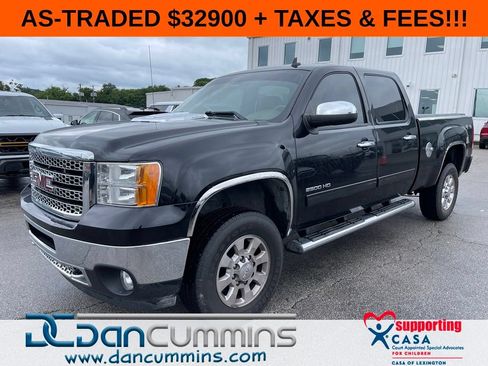 Used 2011 GMC Sierra 2500 SLT w/ Entertainment Package AWD/4WD image 1