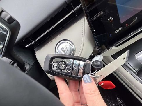 New 2026 Lincoln Nautilus Premier w/ Equipment Group 102A image 14