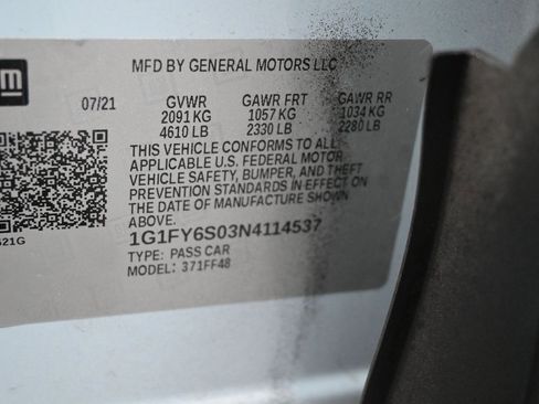 Used 2022 Chevrolet Bolt EUV LT w/ Convenience Package image 9