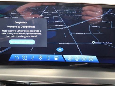 New 2026 Cadillac Lyriq Signature Luxury image 22