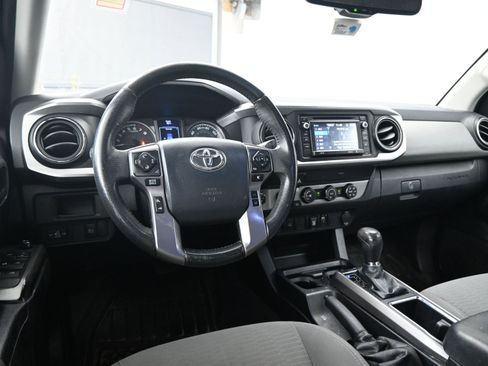 Used 2019 Toyota Tacoma SR5 image 20