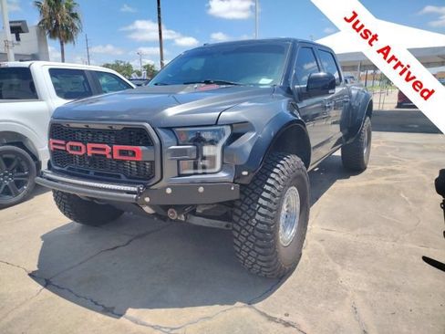 Used 2017 Ford F150 Raptor w/ Equipment Group 802A Luxury AWD/4WD image 1