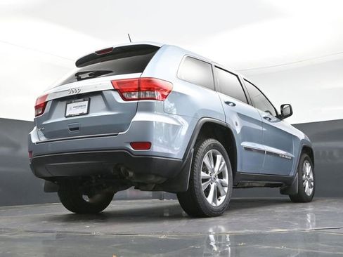 Used 2012 Jeep Grand Cherokee Laredo RWD image 34