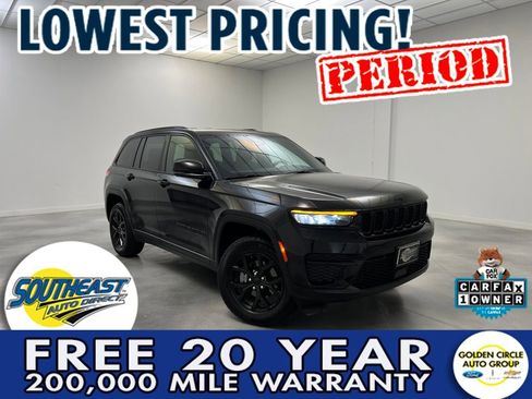 Used 2024 Jeep Grand Cherokee Altitude image 1
