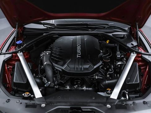 Used 2023 Genesis G70 3.3T w/ Sport Prestige Package image 39