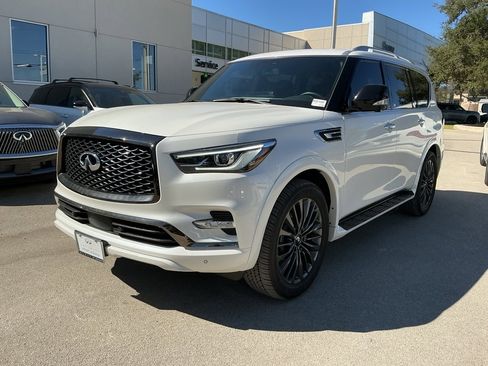 Certified 2024 INFINITI QX80 Sensory image 7