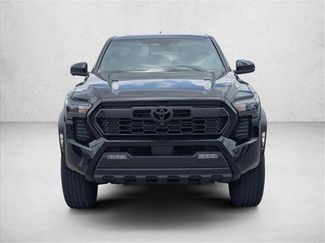 Used 2025 Toyota Tacoma TRD Off-Road w/ TRD Off Road Premium Package AWD/4WD video 2